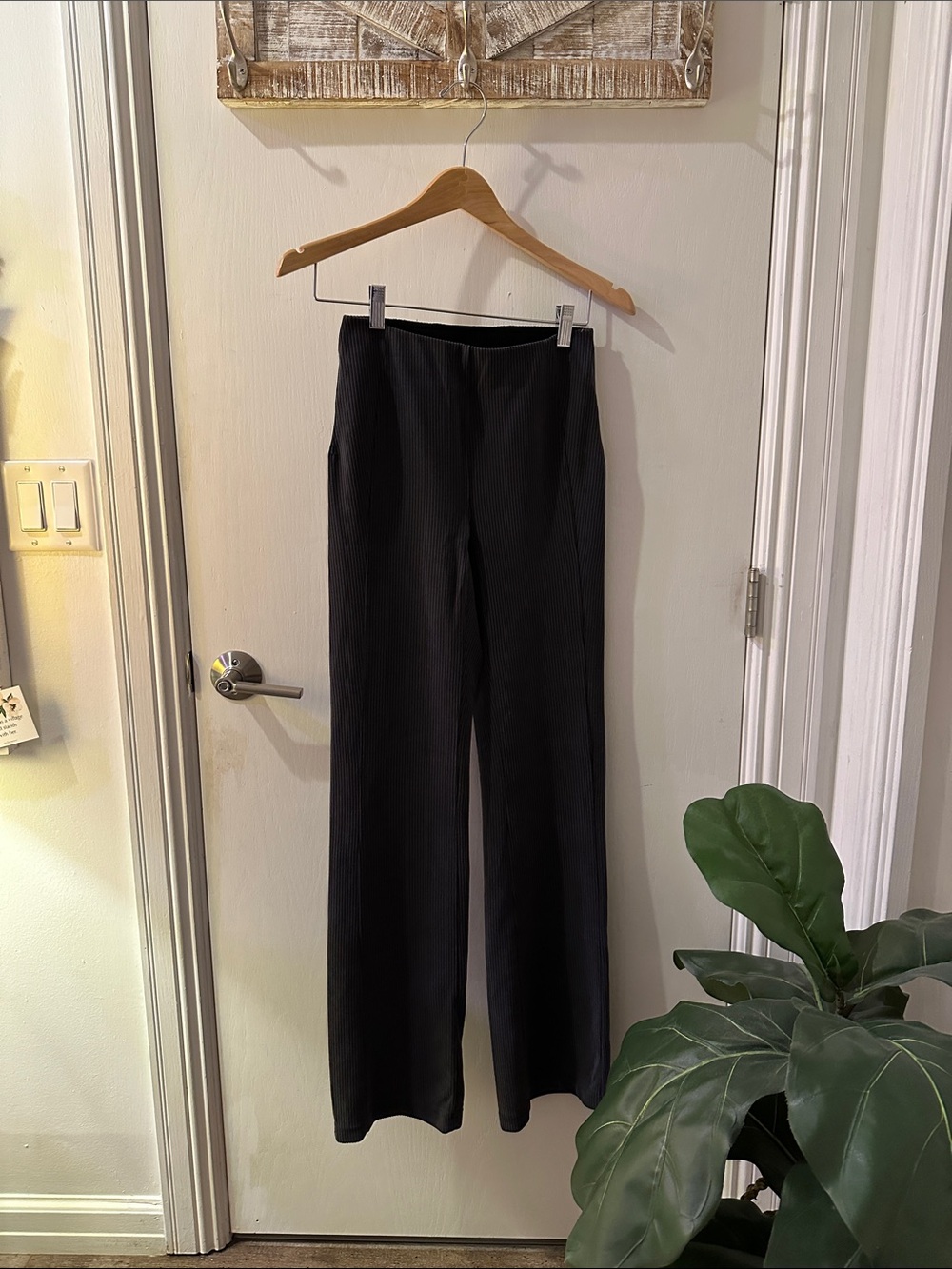 lululemon athletica Black Wide-Leg Pull-On Pants